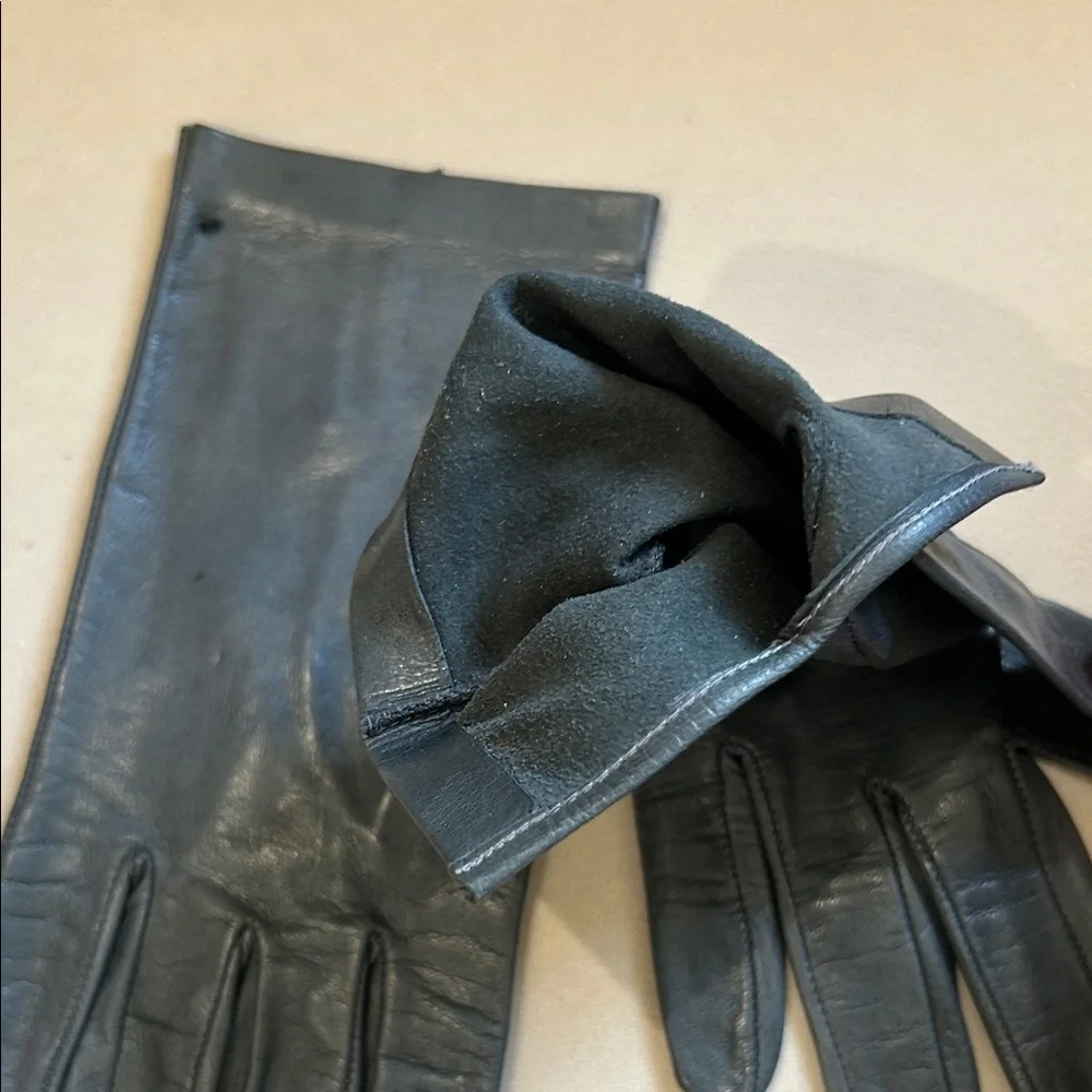 Black Leather women’s gloves - Picture 3 of 4